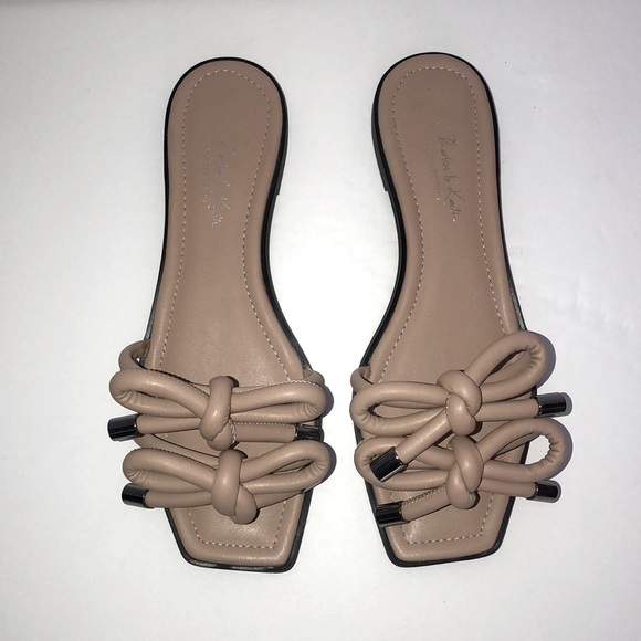 Square Toe Double Bow Slides - Picture 3 of 3